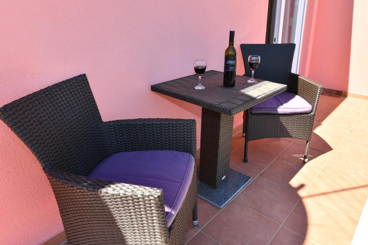 Apartments Villa Miranda Vodice Exterior foto