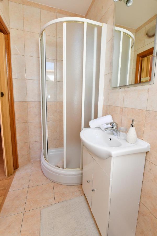 Apartments Villa Miranda Vodice Exterior foto
