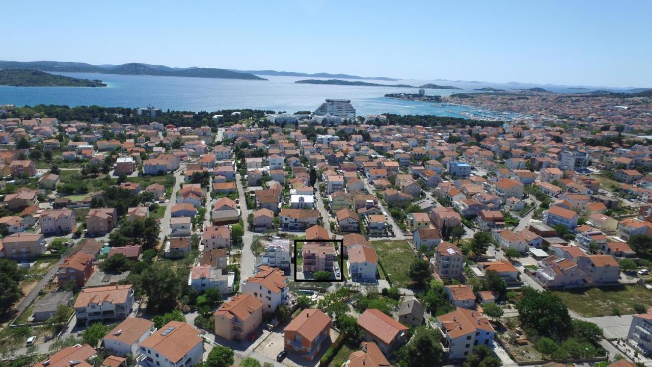 Apartments Villa Miranda Vodice Exterior foto