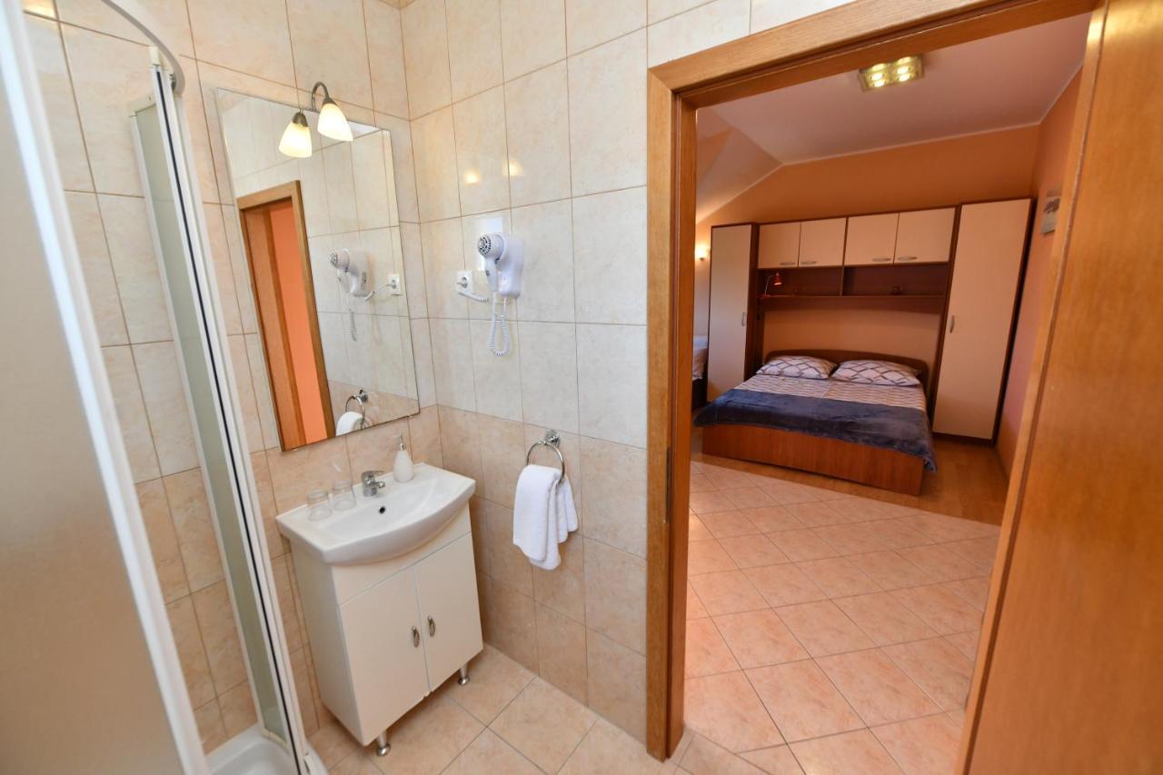 Apartments Villa Miranda Vodice Exterior foto